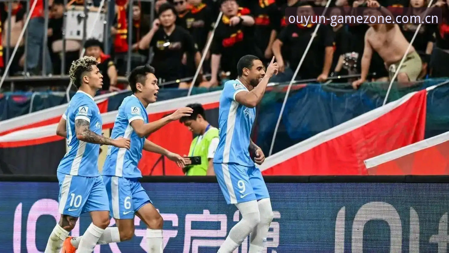 为什么一支11人球队比30人阵容更拧成一股绳？